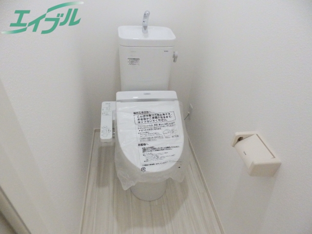 トイレ　※同型別部屋のお写真になります。