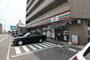 コンビニ　セブンイレブン 北九州総合病院前店（コンビニ）まで451m