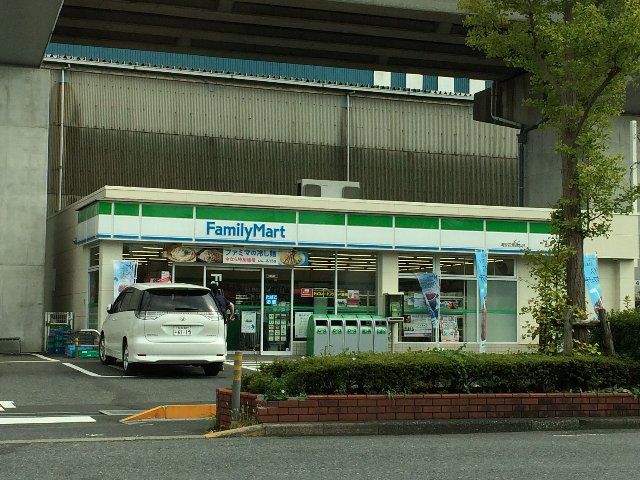 コンビニ　ファミリーマート浦安若潮通り店（コンビニ）まで1623m