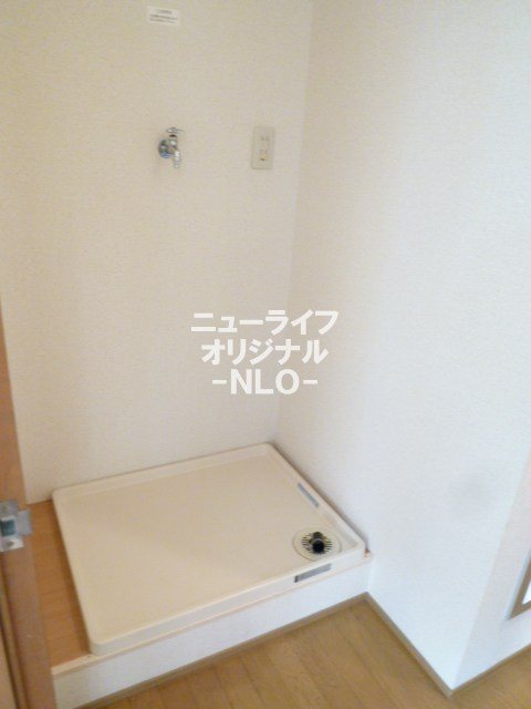 その他部屋・スペース　洗濯機置き場も室内にあるので家事導線がスムーズです。