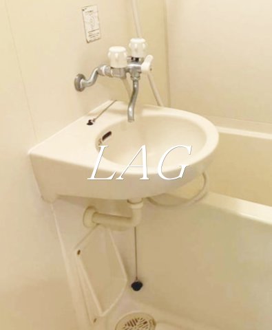 洗面設備　洗面台です。