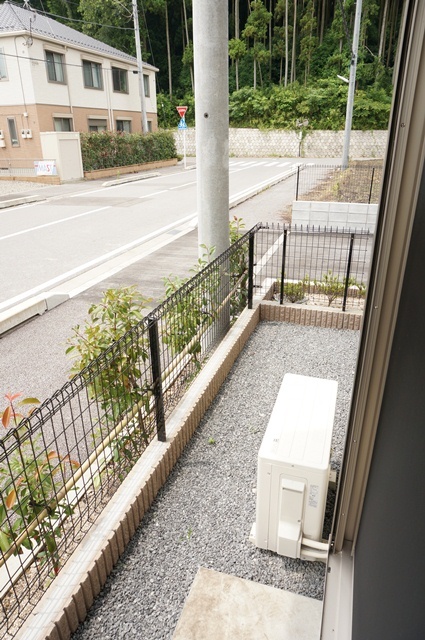 庭　図面と現状に相違がある場合には現状を優先