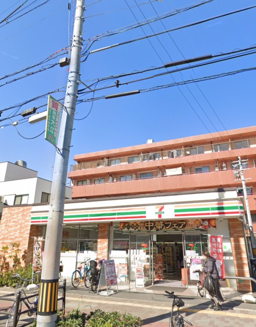 コンビニ　セブンイレブン大阪喜連瓜破駅前店（コンビニ）まで50m