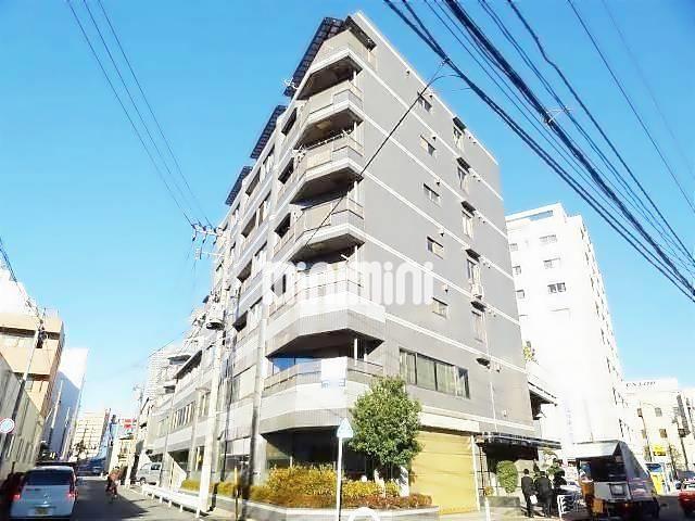 建物外観　８階建てのマンション
