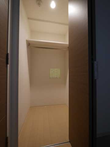収納　アーバス新宿余丁町