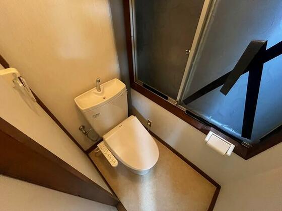 東京メトロ銀座線 稲荷町駅 徒歩8分 2階建 築58年のトイレ写真