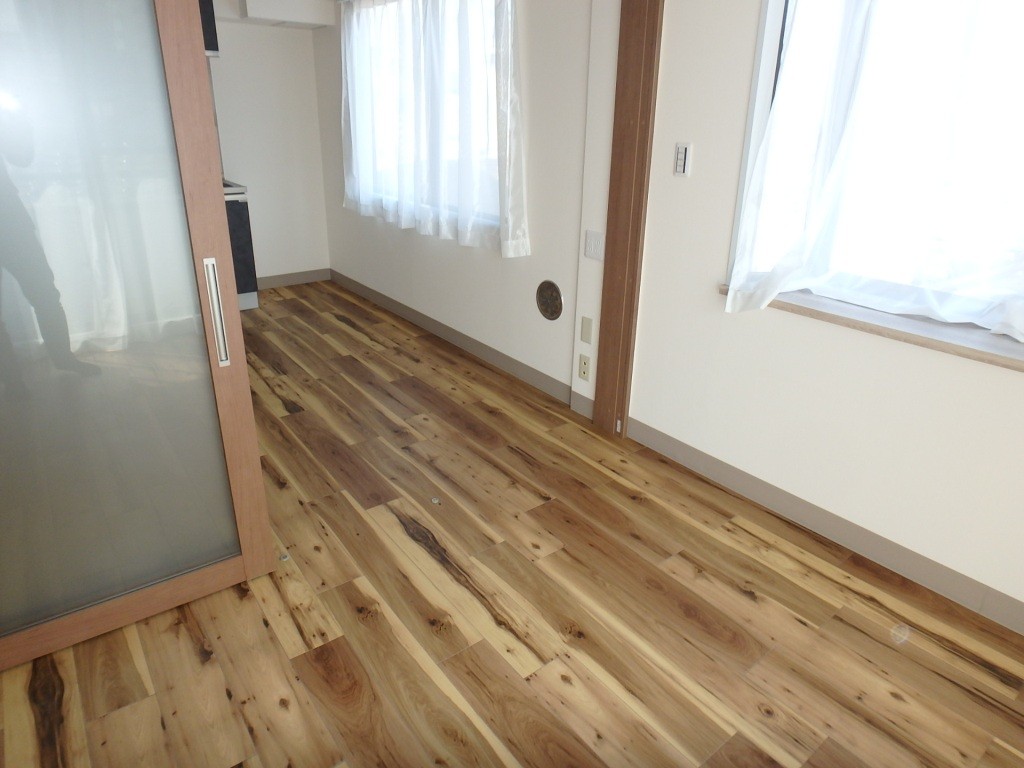 居室・リビング　広々とした部屋です。