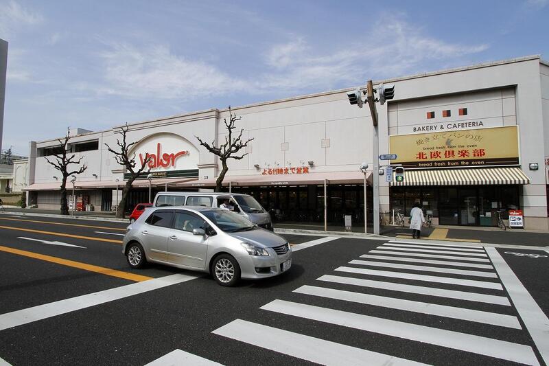 スーパー　バロー車道店（スーパー）まで285m