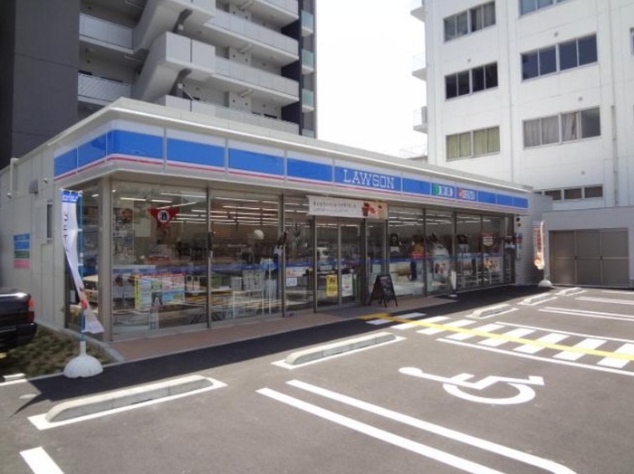 コンビニ　ローソン（コンビニ）まで106m