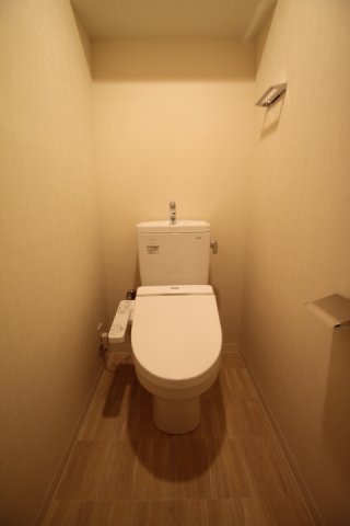 トイレ　別部屋参考資料