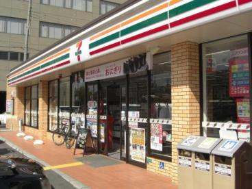 コンビニ　セブンイレブン 大阪元町3丁目店（コンビニ）まで187m