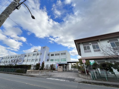 中学校　あま市立甚目寺中学校（中学校）まで2854m