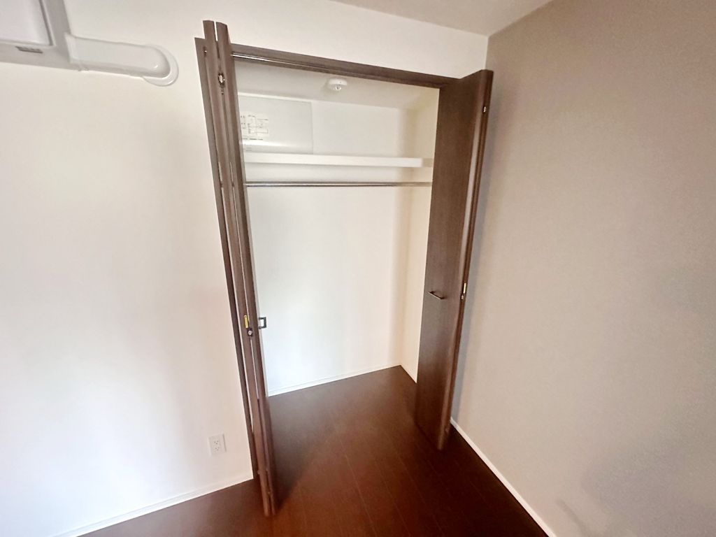 収納　同物件別部屋写真