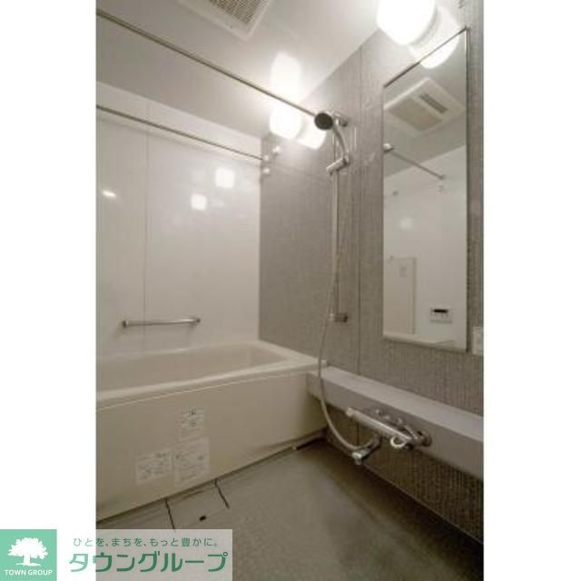 バス・シャワールーム　※写真は同タイプ住戸です。