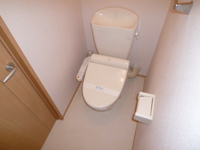 トイレ　お問い合わせはレーベンハウス北上尾店048-772-8202