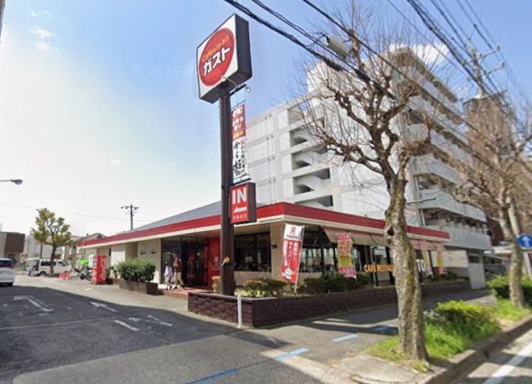 飲食店　ガスト弥富通店（から好し取扱店）（飲食店）まで460m