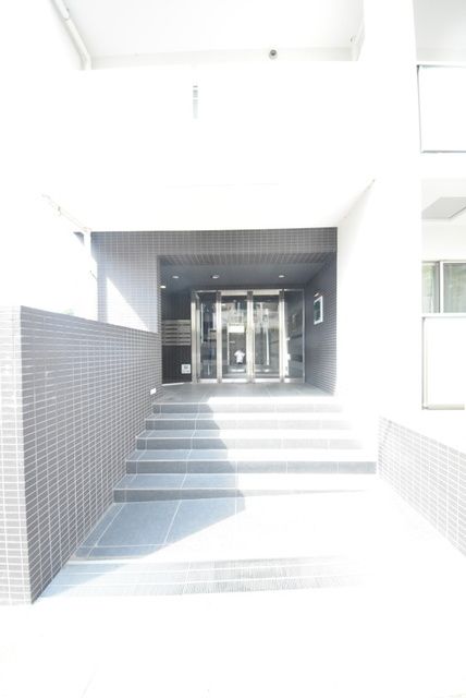 エントランス　★お部屋探しは株式会社タウンハウジング東京まで★
