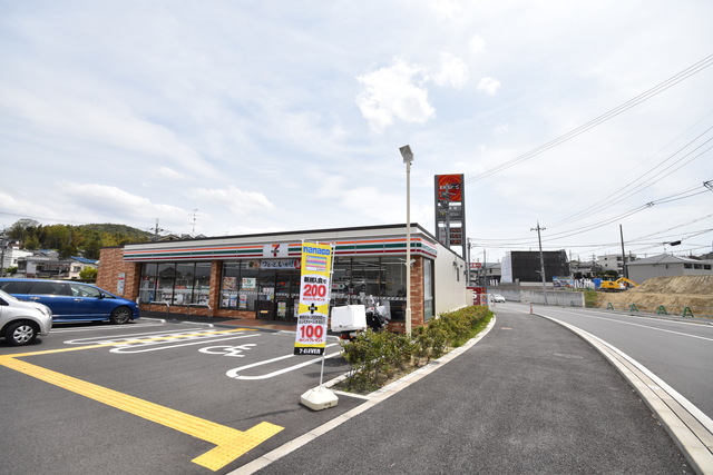 コンビニ　セブンイレブン京阪橋本駅南店（コンビニ）まで483m