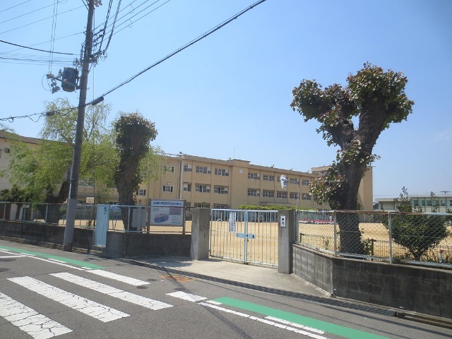 小学校　西宮市立春風小学校（小学校）まで887m