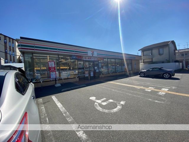 コンビニ　セブンイレブン（コンビニ）まで422m