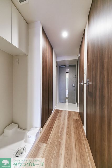 玄関　※写真は同タイプ住戸です。