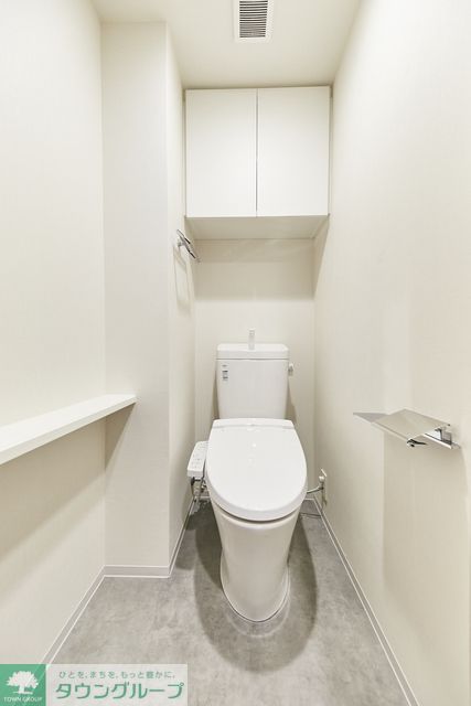 トイレ　※写真は同タイプ住戸です。