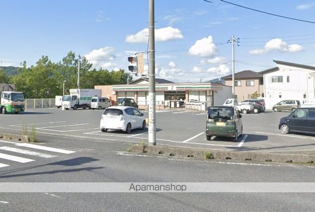 コンビニ　セブンイレブン（コンビニ）まで1427m