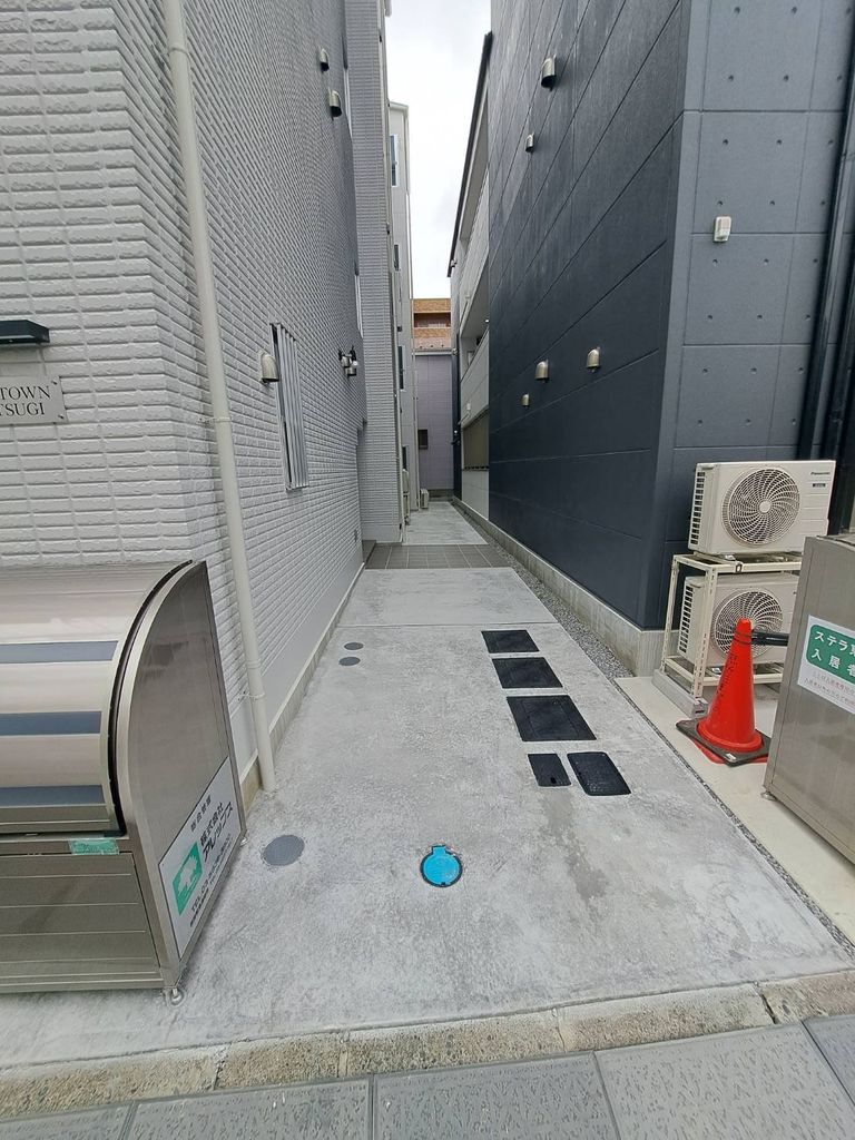 駐車場　駐車場
