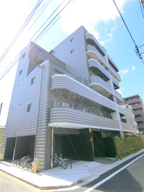 建物外観　2022年8月築　RC鉄筋コンクリート造地上7階建て1K 1