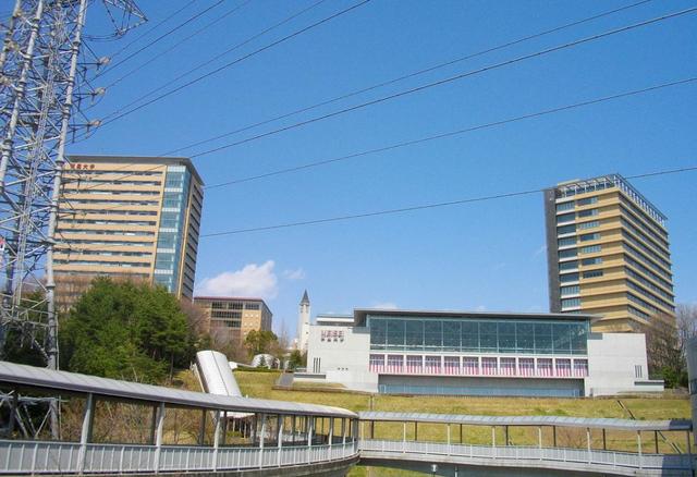 大学・短大　明星大学（大学・短大）まで2434m