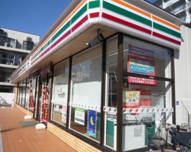 コンビニ　セブンイレブン板橋前野町1丁目店（コンビニ）まで605m