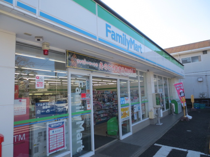 コンビニ　ファミリーマート 綾瀬上土棚店（コンビニ）まで287m