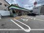 コンビニ　ファミリーマート箱殿町店（コンビニ）まで455m