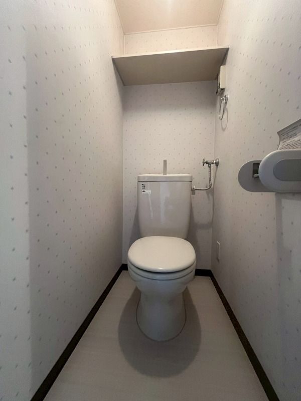 トイレ　１号室タイプのお部屋写真となります。