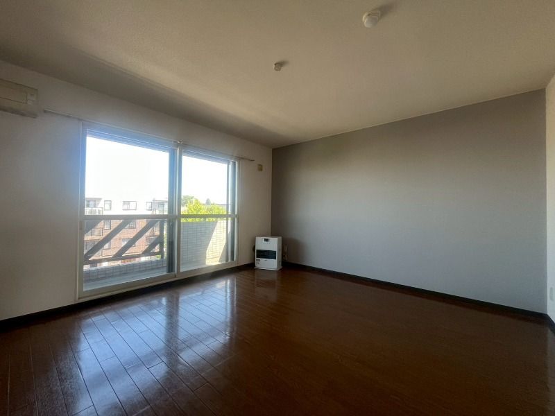 居室・リビング　１号室タイプのお部屋写真となります。
