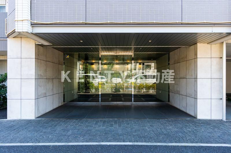 エントランス　建物の内部です
