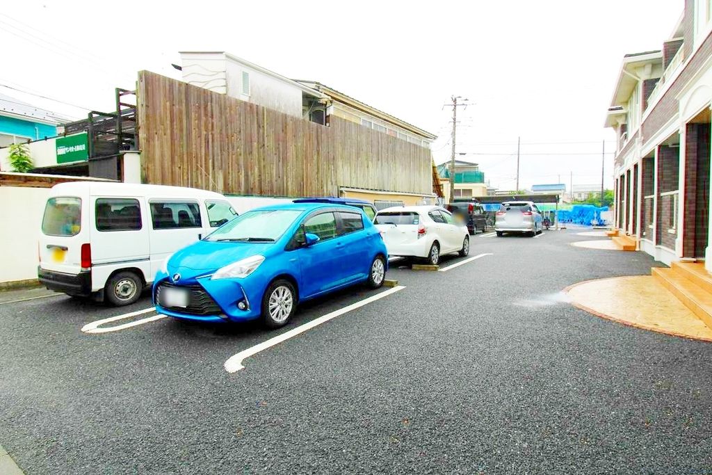 駐車場　駐車場