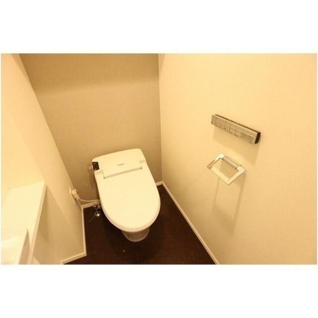 トイレ　ゆったりとした空間のトイレです