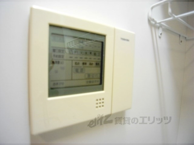 その他設備　給湯器リモコン