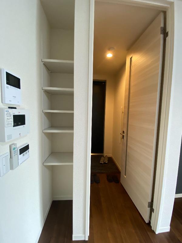 収納　イメージ写真（同タイプの別のお部屋の写真です）