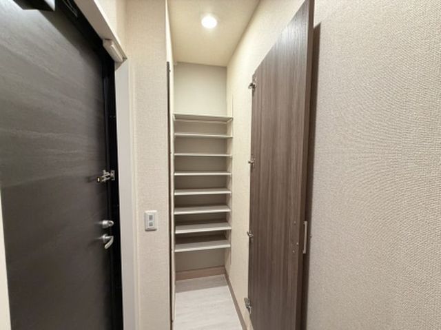 GRAMM西衣手町の内装写真