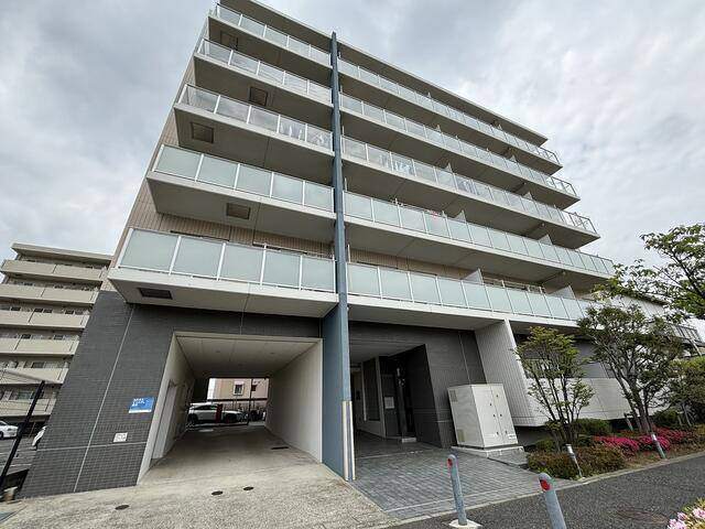 建物外観　外観タイル張りです