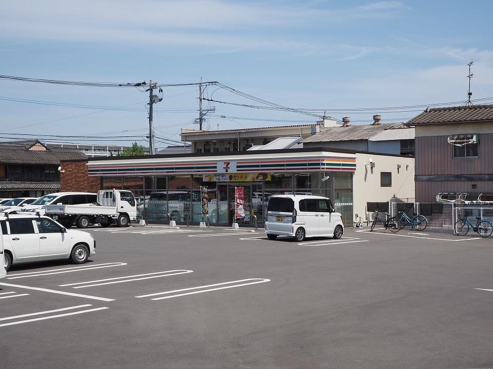 コンビニ　セブンイレブン佐賀昭栄中学校前店（コンビニ）まで315m