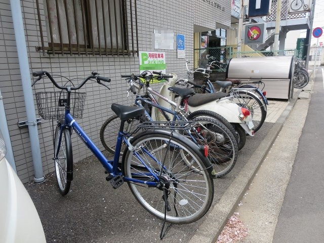 その他共有部分　駐輪場あり