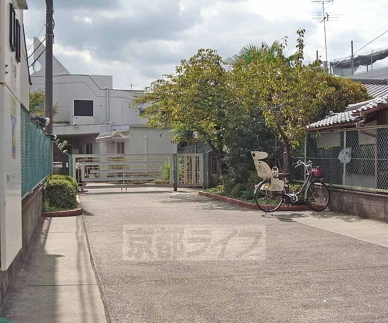 幼稚園・保育園　深草保育園（幼稚園・保育園）まで172m