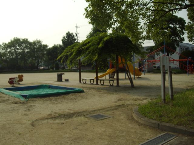 公園　南川田公園（公園）まで660m