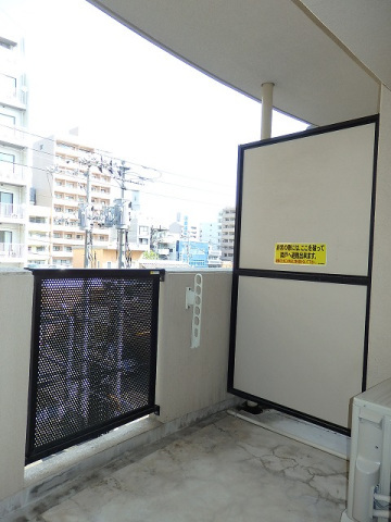 バルコニー　写真は別のお部屋のものでございます