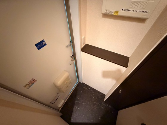 玄関　※別部屋の写真です