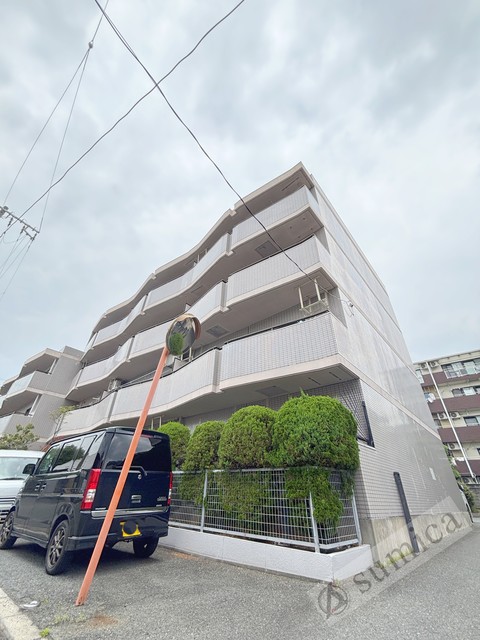 建物外観　スタイリッシュな建物です＾＾
