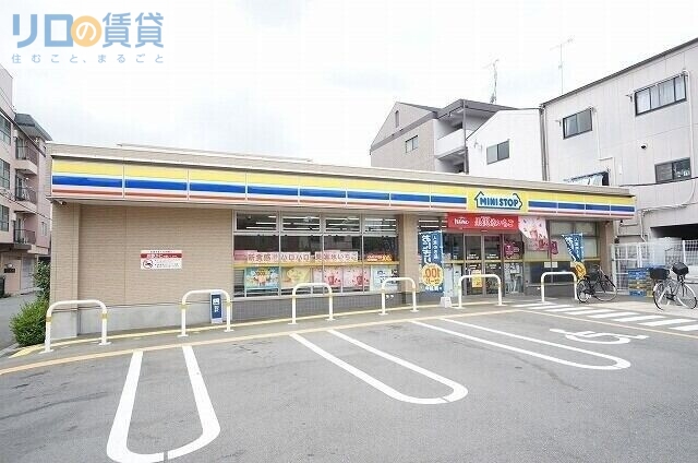 コンビニ　ミニストップ東淀川豊里4丁目店（コンビニ）まで193m
